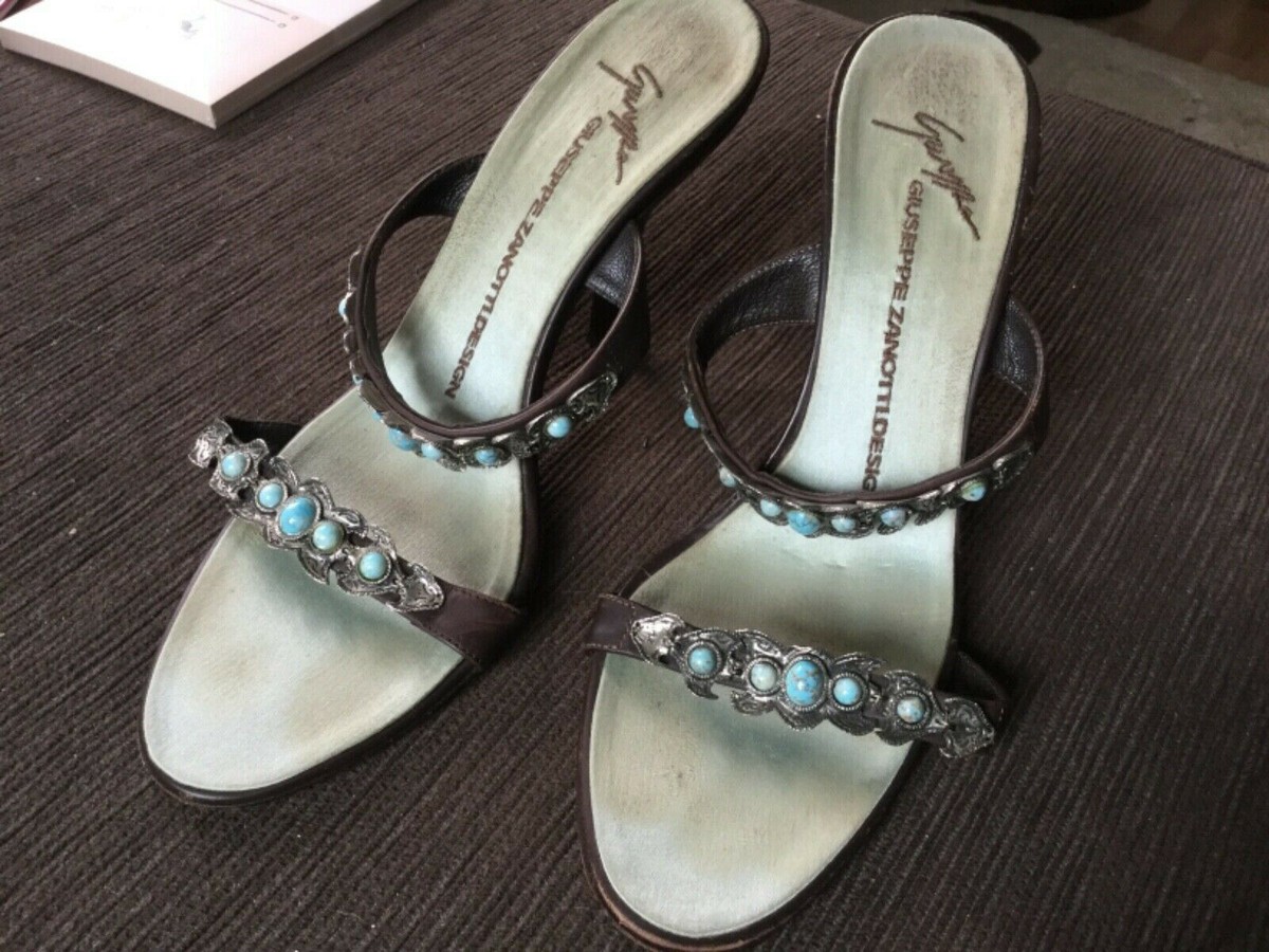 Size 37.5 VICINI High heeled embellished slip ons made in Italy 