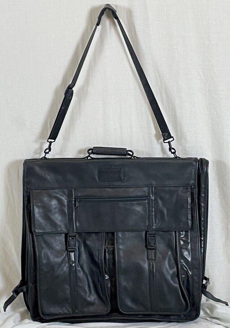 GIVENCHY, Des'd FRANCE, KINGPORT, Korea”, 2” zip exp, black GIVENCHY, Des'd FRANCE, KINGPORT, Korea”, 2” zip exp, black