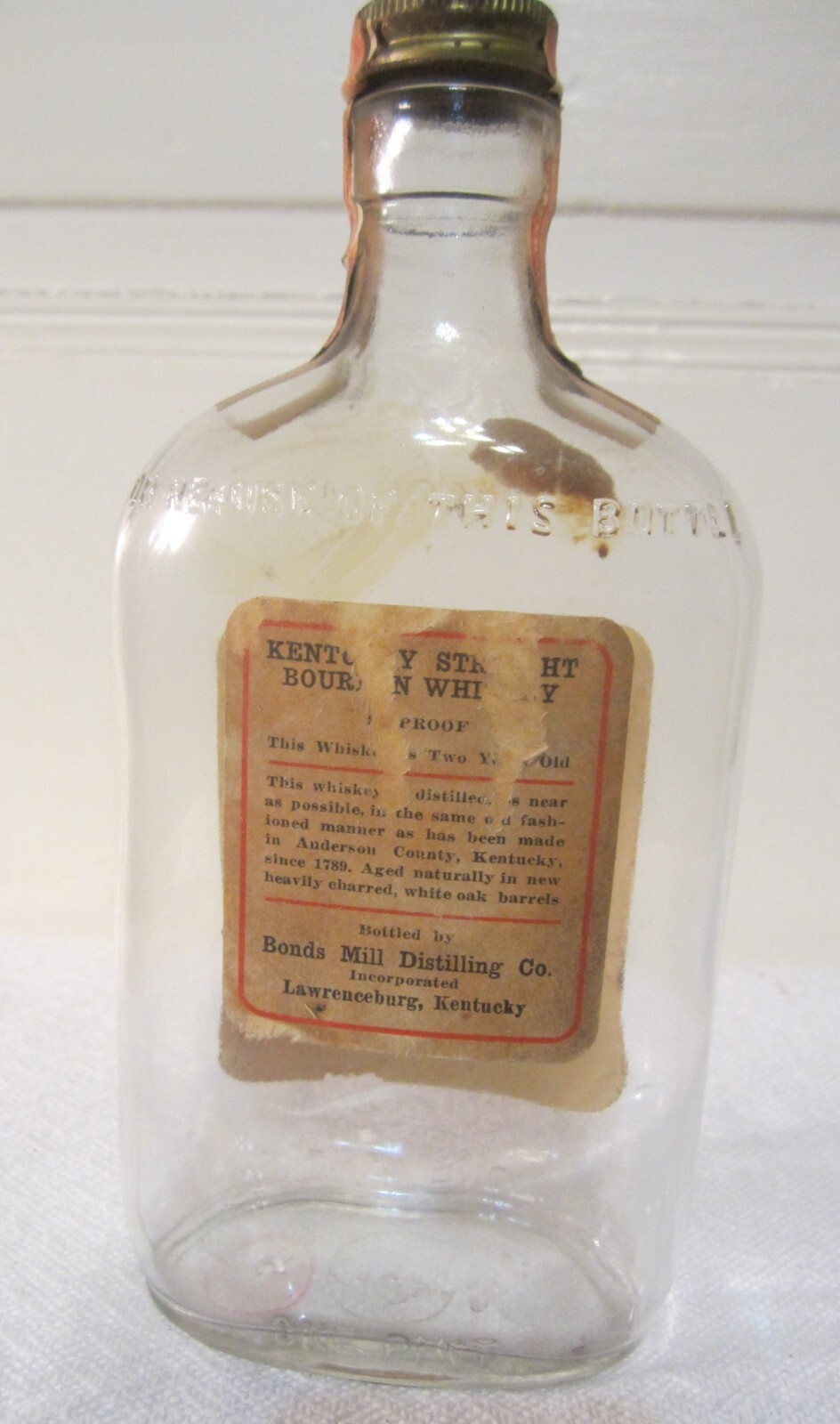 1940 Pilot Rock whiskey bottle Higgins Hopkinsville Ky Bonds Mill