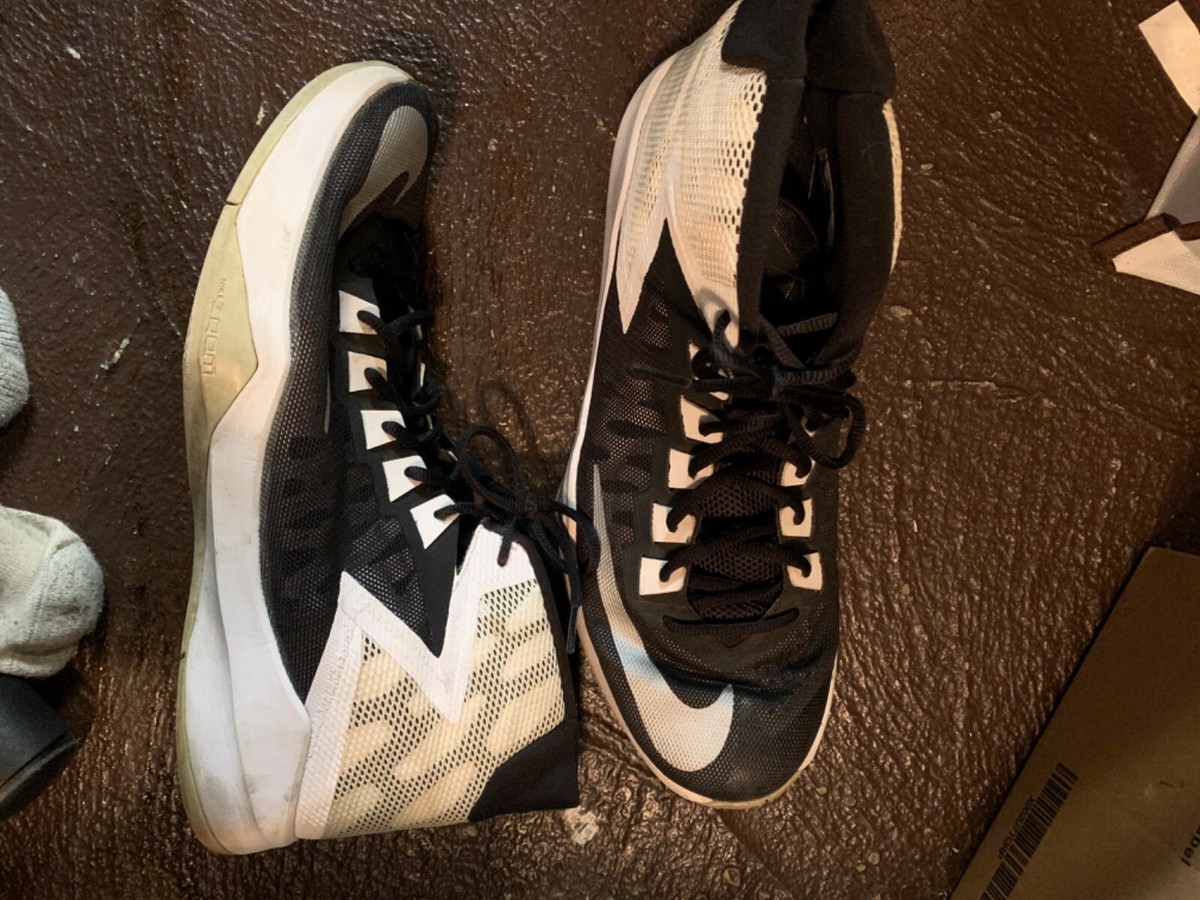 Nike Zoom Devosion Basketball Shoes Men's Size 13 Black White