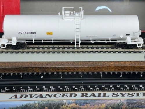 AMOCO CHEMICAL Co 28500 TANK CAR ETCHED METAL HO SCALE NEW - Picture 13 of 15