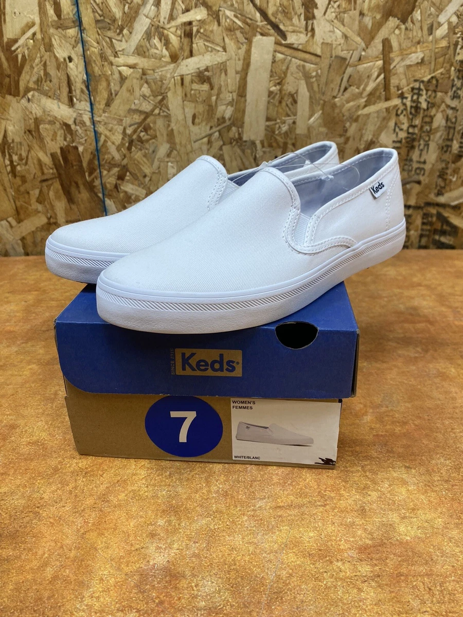 Keds Women s White Classic Canvas Champion Sneakers Shoes Size 7 Dream Foam