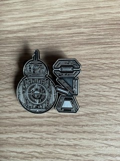 DISNEY STAR WARS GALAXYS EDGE DROID DEPOT ENGRAVED METAL BB 8 PIN
