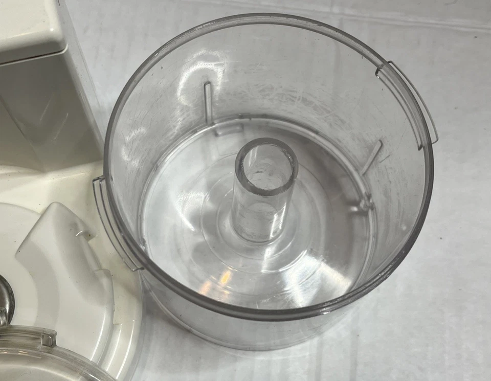 Black & Decker Handy Chopper Processor Base Motor, Bowl & Lid Replacement Parts - Image 3 of 4