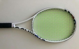 Tecnifibre TF40 305 V3 18x20 Griffstärke L3 Wenig bespielt frisch besaitet