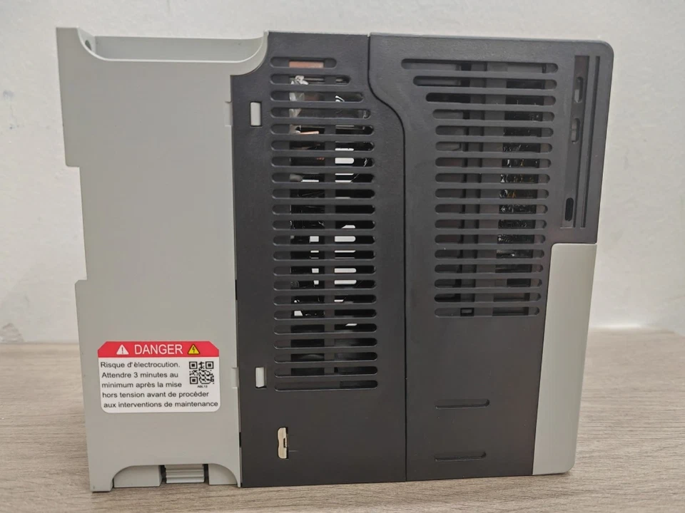 Allen-Bradley 25B-B011N104 Ser A PowerFlex 525 AC Drive 3HP Nuevo Foto 4 de 4