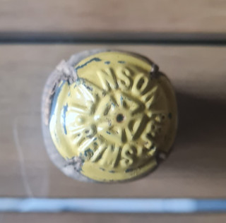 capsule champagne LANSON a encoche sur bouchon n°39 jaune