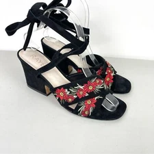 RAYE Strappy Heeled Sandals Black Suede Red Floral Embroidered Size 8.5 Open Toe