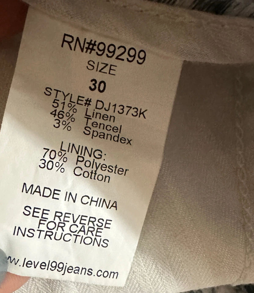 Shorts chino feminino Level 99 mistura de linho 4,5", tamanho 30, em excelente estado usado - Imagem 4 de 4