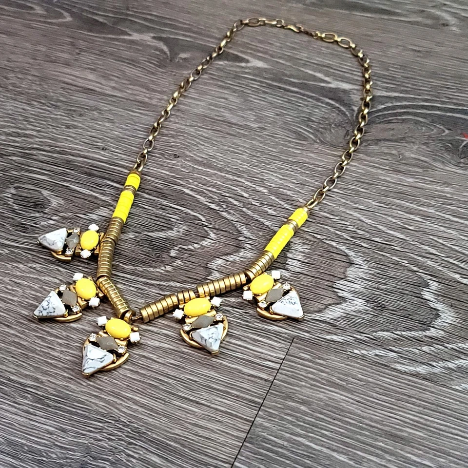 Colar de ouro amarelo com miçangas Stella and Dot 27 polegadas - Imagem 3 de 4