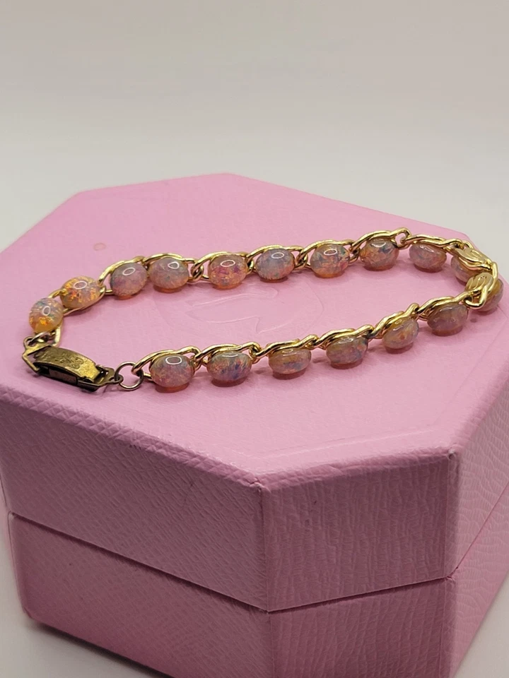 Vintage Faux Opal Goldtone Bracelet & Enamel Rosso Prezioso - Image 3 of 4