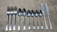 Oneida Zinc Stainless Flatware Set Forks Spoons Knives 18/0 Glossy Modern