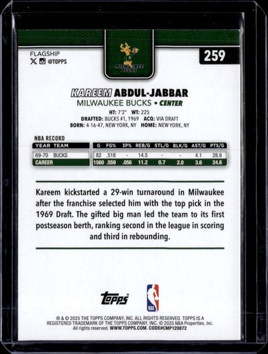 2025-26 Topps #259 Kareem Abdul-Jabbar Sand Glitter Bucks (50F) - Imagen 2 de 2