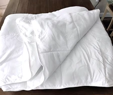 Royal Hotel Bedding Duvet Insert Comforter King White Down Alternative 104 x 94
