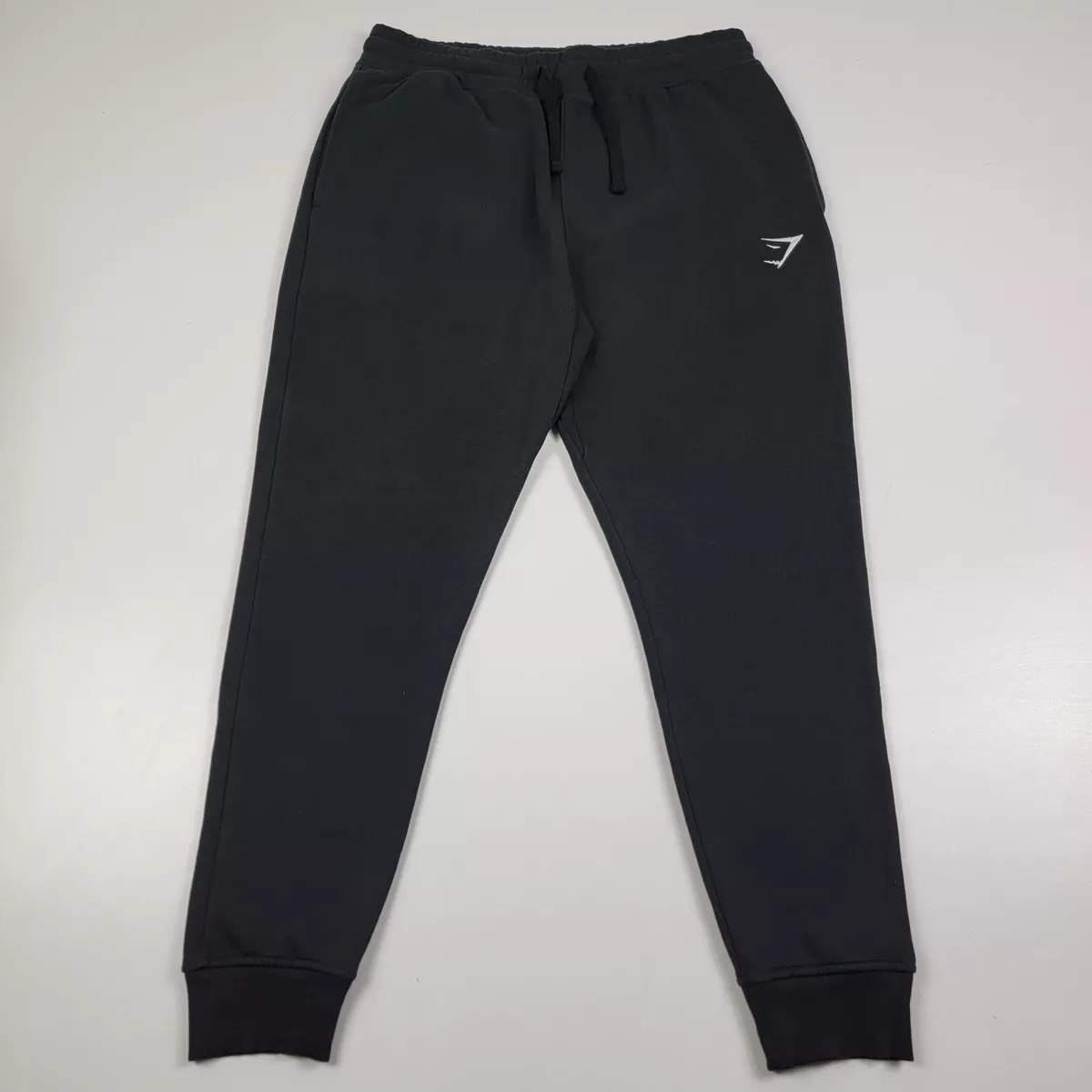 Gymshark mens size M Essential Joggers Black Lounge Pockets