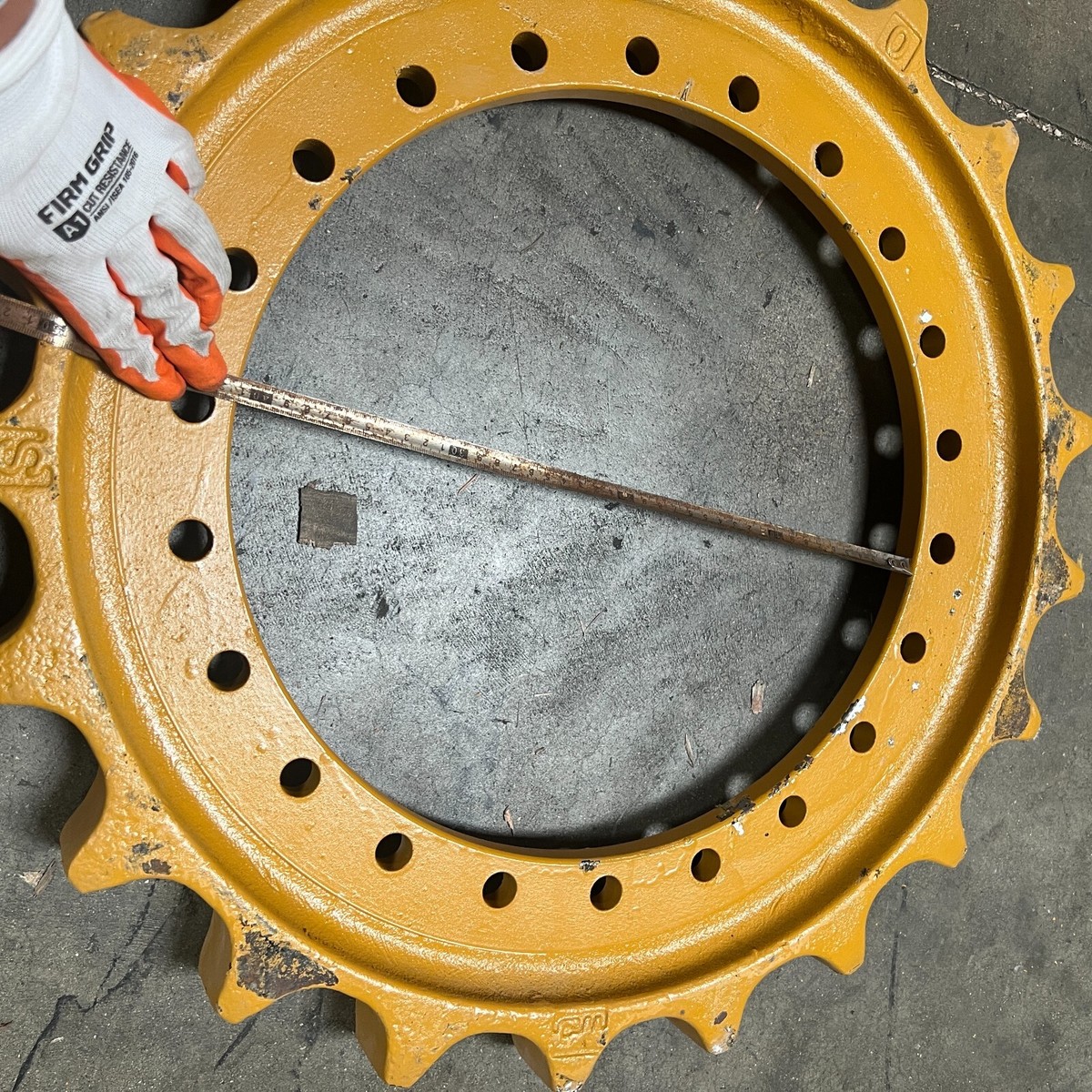 2404N262 SPROCEKT FITS KOBELCO SK200-6 SK210-6 SK210-6E SK230-6E