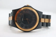 Marc Jacobs MBM4562 Glack / Gold Ladies Watch Plastic New Batt
