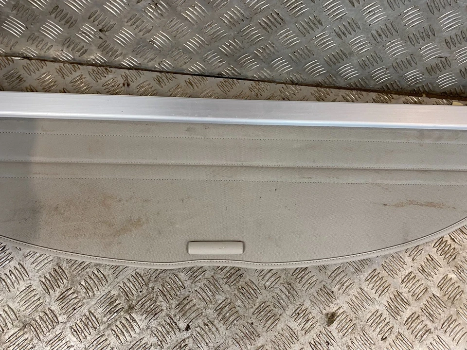 2017 Nissan X-Trail Rear Trunk Shelf Roller Blind Extending Cover Foto 3 de 4