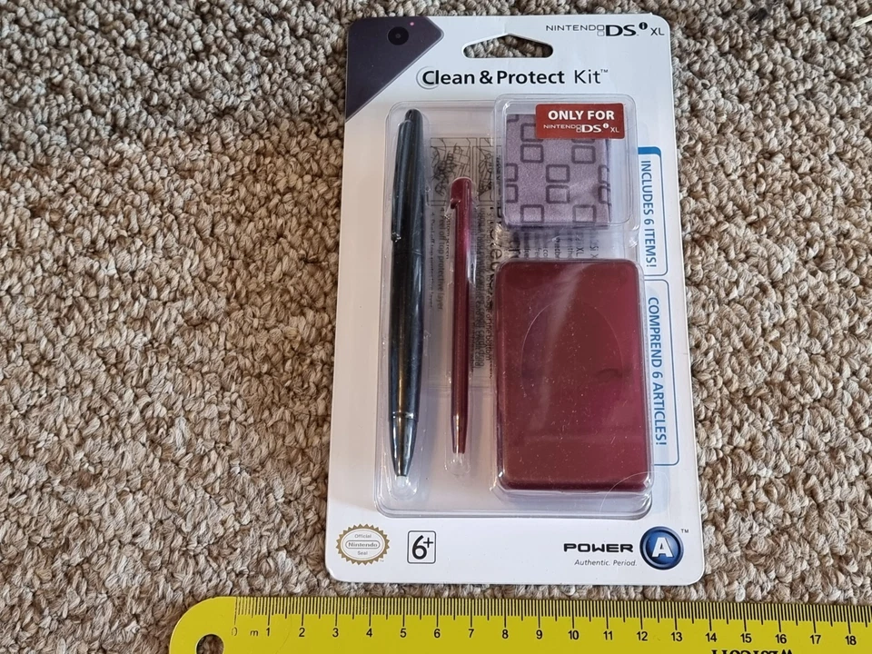 NINTENDO DSi XL OFFICIAL ACCESSORY KIT NEW GAME CASE LARGE STYLUS SCREEN PROTECT - Image 3 of 4