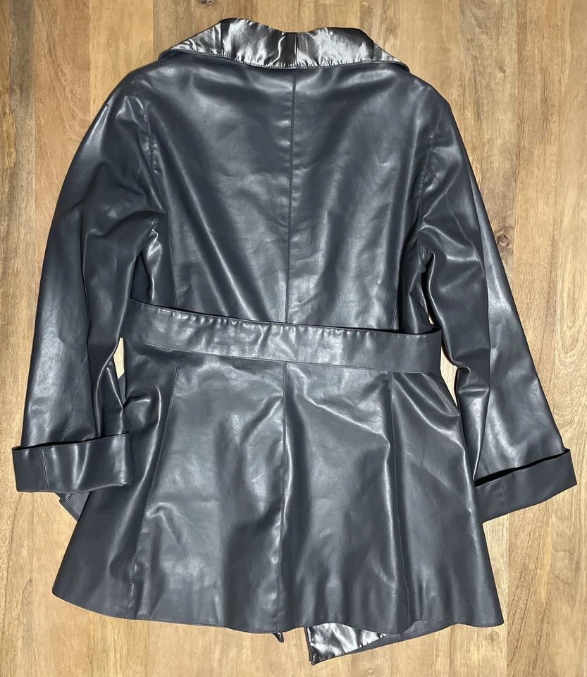 Maison Marie Saint Pierre Metallic Gray PVC Designer Belted Jacket Womens Size 2 - Image 3 of 4