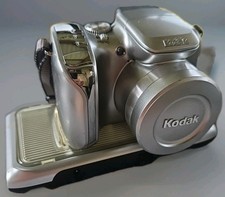 Kodak EasyShare Z612 Silver 12X Zoom Digital Camera 6.1 w/dock Battery Tested