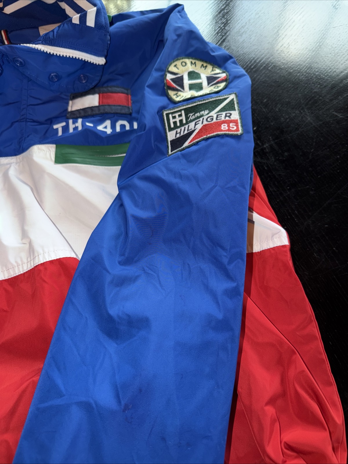 AUTHENTIC Tommy Hilfiger Jacket Size Large Red White Blue &Green NWOT thumbnail 6