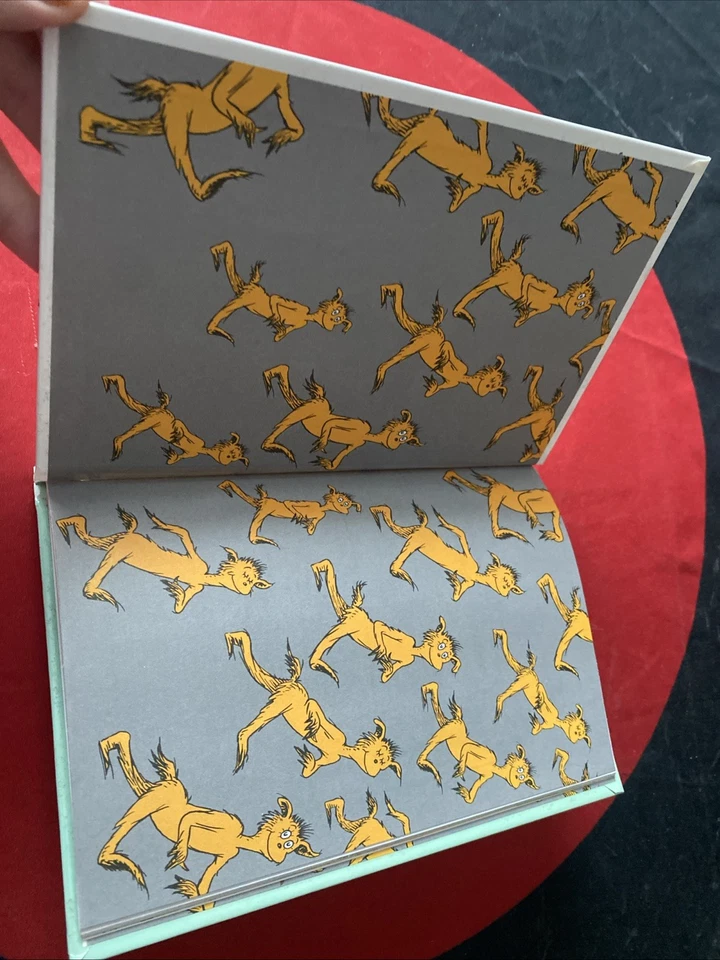 *KIDS* Dr. Seuss - The Foot Book (1968, VINTAGE Hardcover Book) - Image 3 of 4