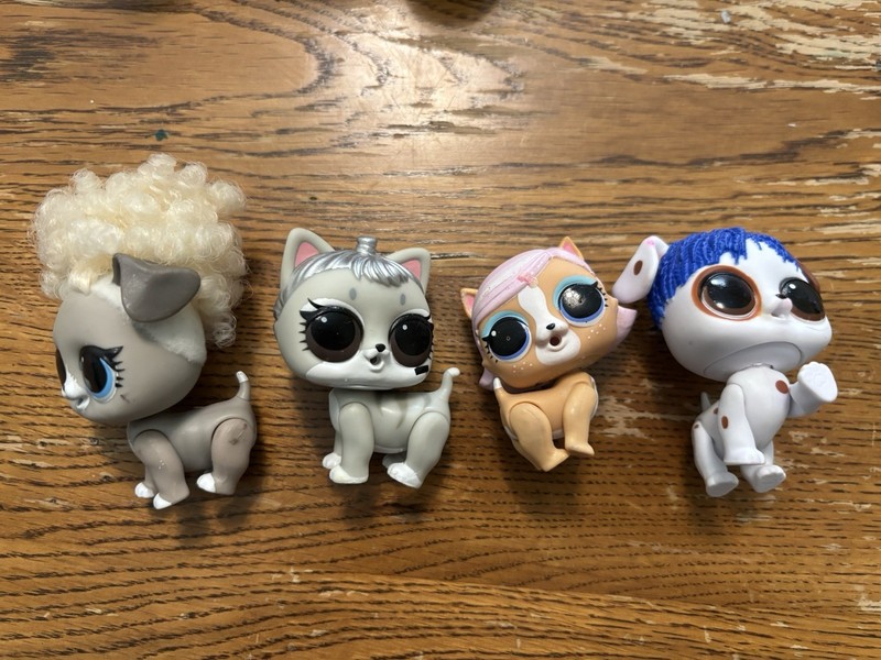 L.O.L. Surprise! Dog & Cat Animal Figures Lot of 4