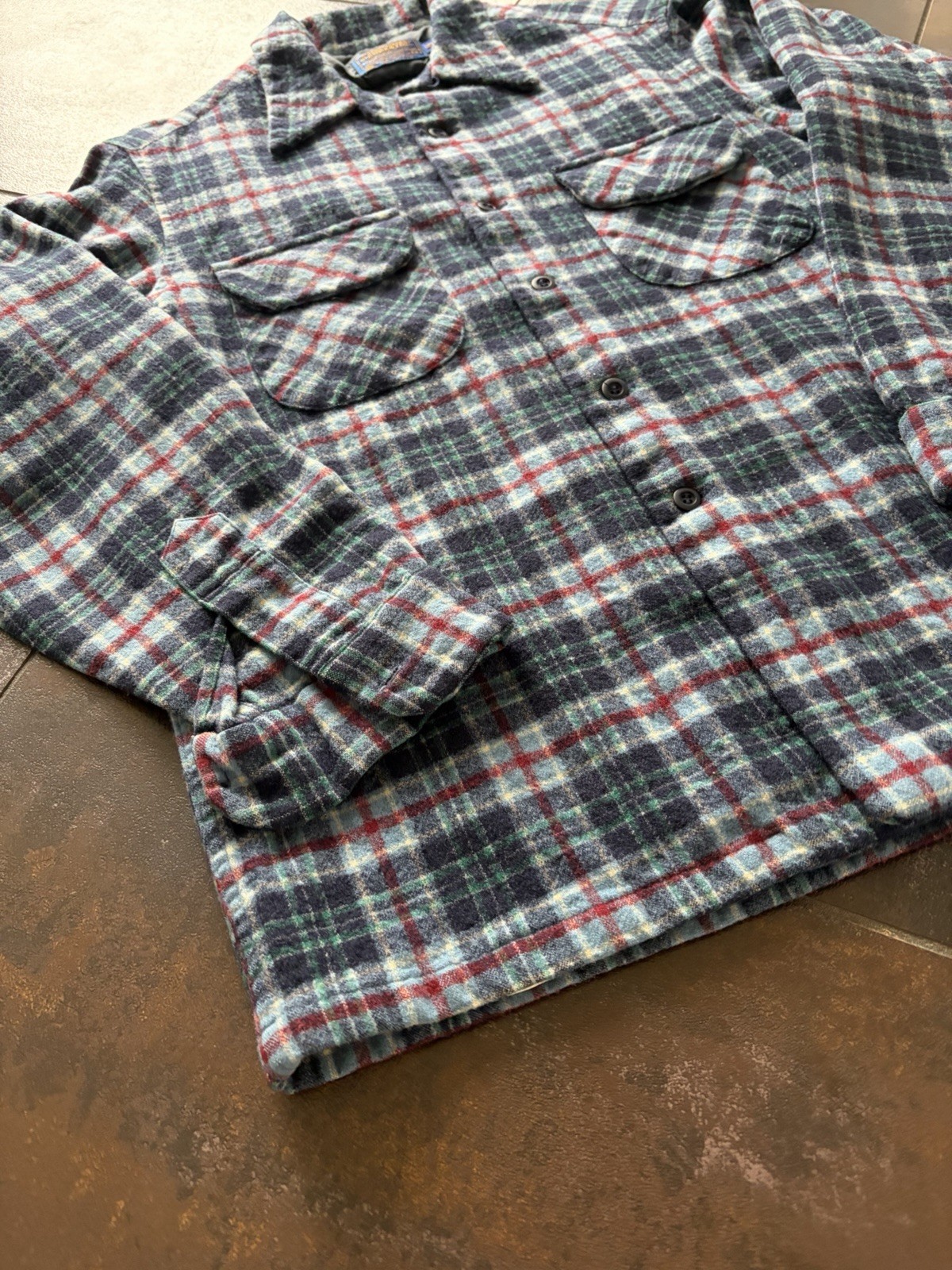 True Vintage Pendleton Loop Collar Flannel Wool B… - image 2