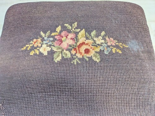 Vintage Needlepoint Foot Stool Bench Rest Decor Seat Ottoman Floral ...