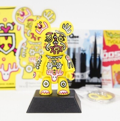 Toy2r 2.5'' Designer Qee Sasha Huber Veve #3 Bear Series 5 Key Chain Kidrobot Art