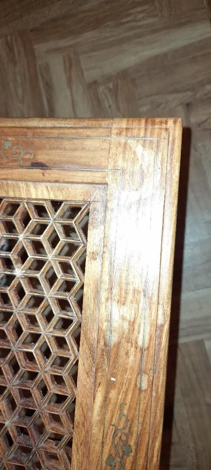 Anglo Indian Brass inlaid Carved Fretwork Wooden Side Coffee lamp Table 54x34cm - Image 4 of 4