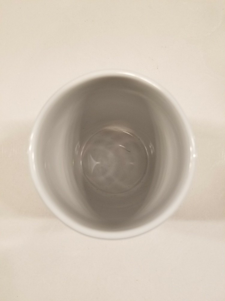 Pampered Chef Egg Cooker White with Gray Gripper No Lid Model B421