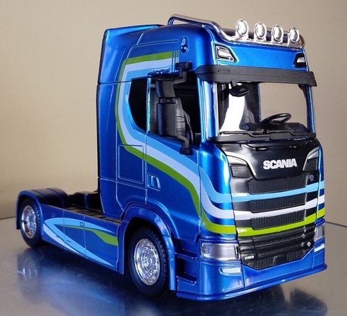 SCANIA S770 V8 1/43 BBURAGO - Imagen 7 de 8
