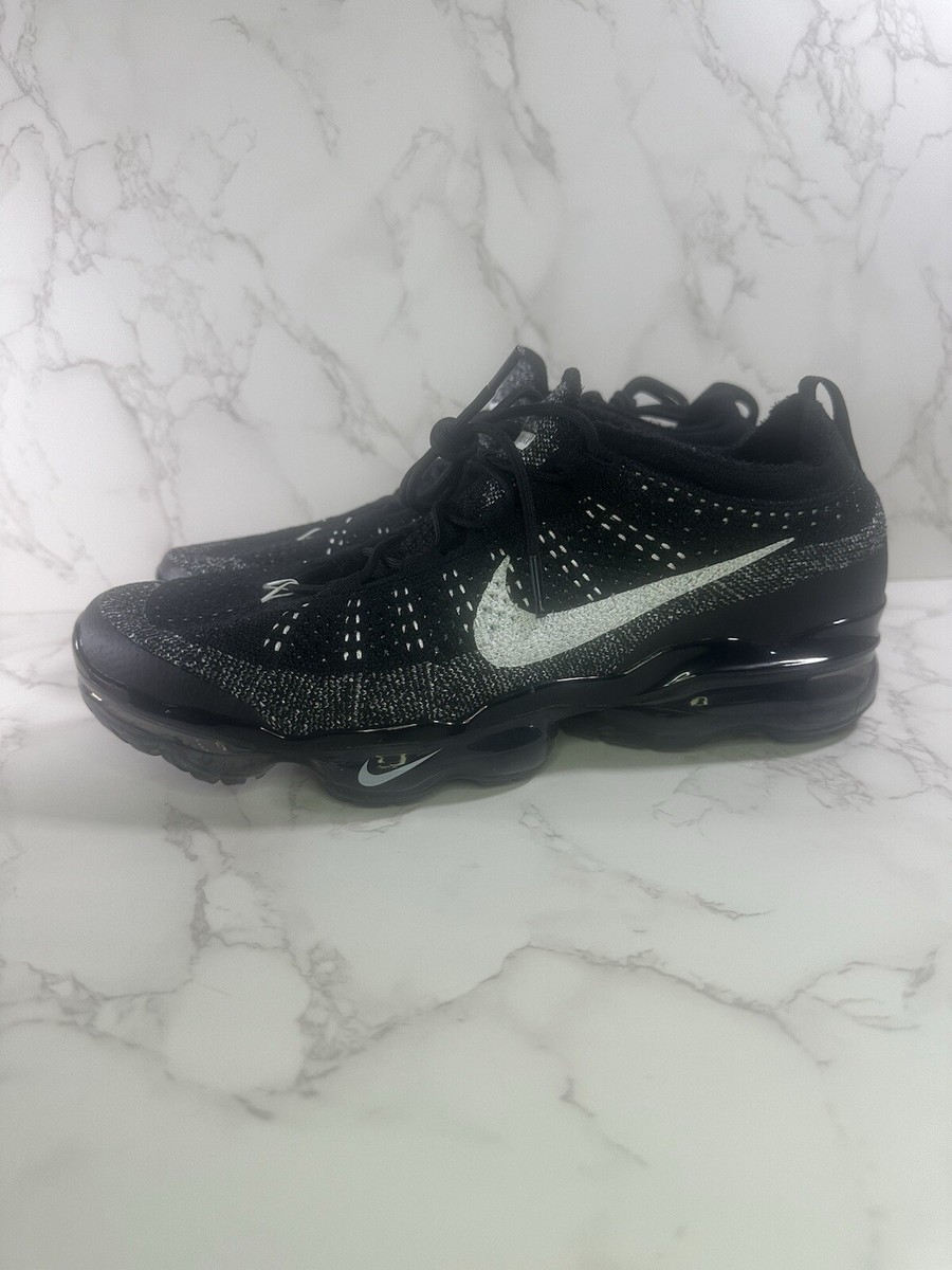 nike vapormax flyknit 2 white and black