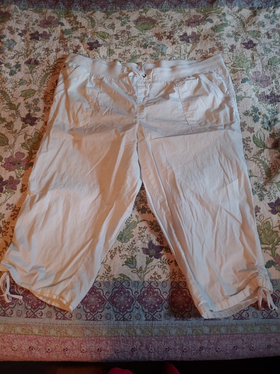 AVENUE White Capris EUC Womens Plus 24W Cinched Sides Super