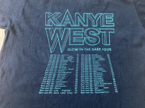 T-shirt Kanye West taglia XS crop top vintage Glow In The Dark Tour 2008 maglietta rap - Foto 15 di 16