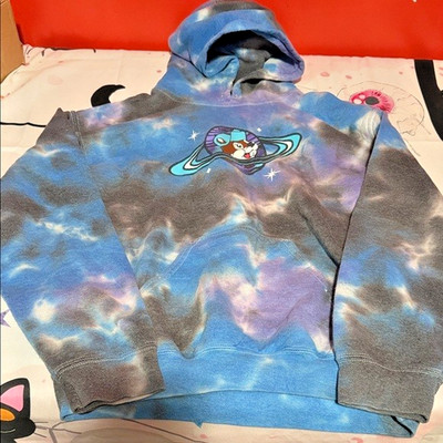  Blue Tie Dye  Sz S/M  (19p2p 24''L) To Bucees And Back Pullover Logo