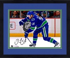 Framed Daniel Sedin Vancouver Canucks Signed 8