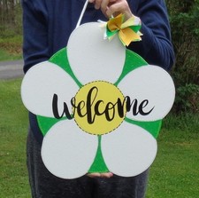 Welcome Daisy SIGN Wall Plaque Home Family Deck Patio Door Summer Decor