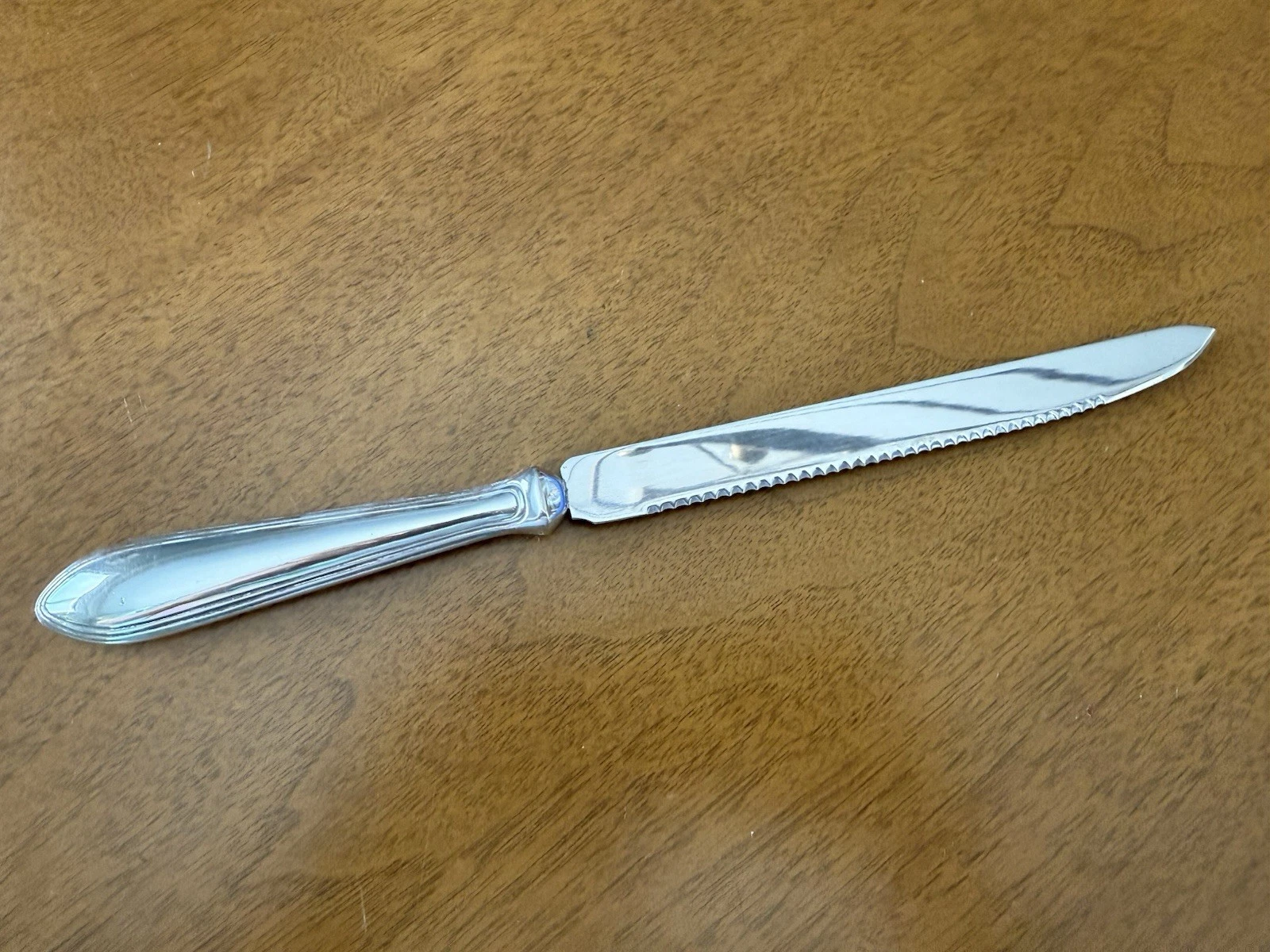 Vintage Silver Plated Bread Knife - 11” Serrated Blade - Classic Elegant Handle