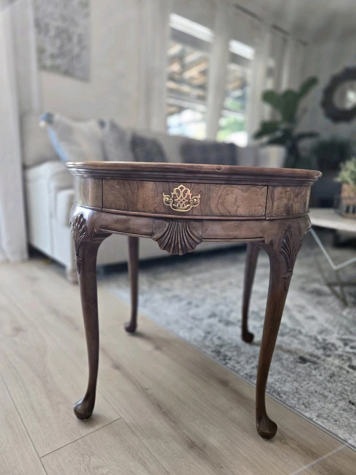 Baker Furniture Queen Anne Walnut Side Table End Table Round W/ Drawer - Image 3 of 4