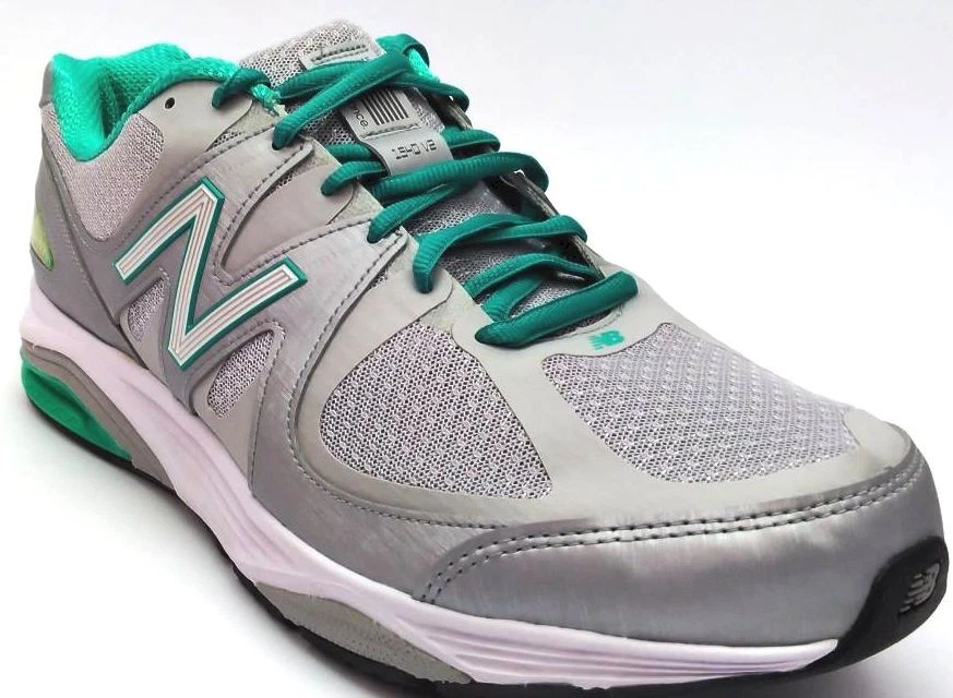 New Balance Women's 1540v2 Running Course Shoes Grey Green White Size 13 4E - Image 3 of 4