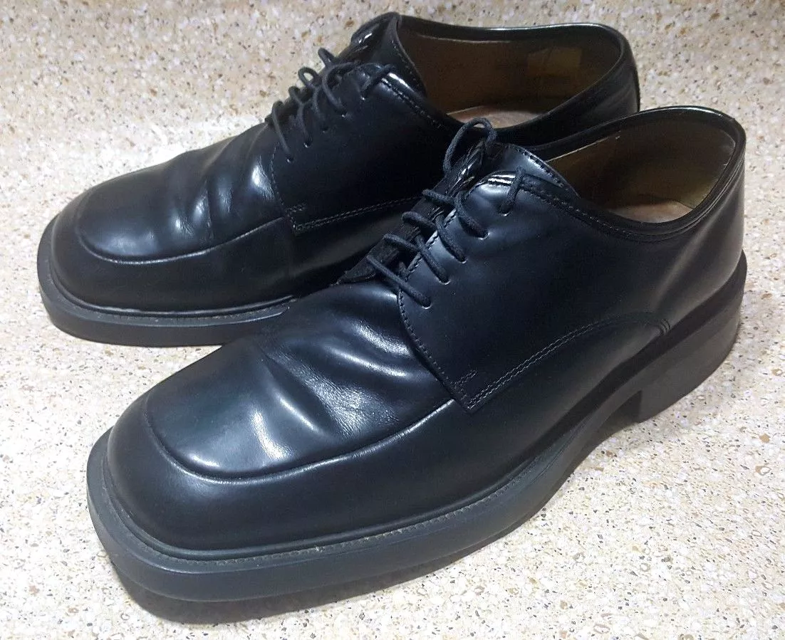 Louis Vuitton Men's Dress Shoes size 10 for Sale in Fontana, CA