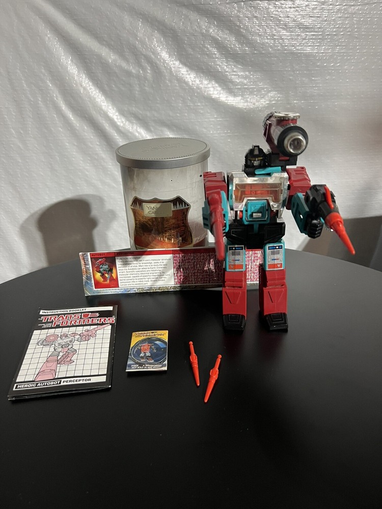 Perceptor 1985 Vintage G1 Transformers Microscope Hasbro Action Figure