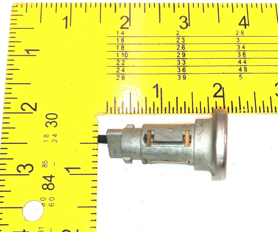 Цилиндр замка зажигания GP Sorensen с ключами LC-20 новый из старых запасов - Изображение 3 из 3