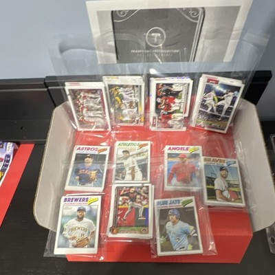 1 set Topps MLB Series and Heritage Baseball Trading base Card Lot  (10)