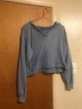 american eagle bluish grey crop hoodie, size M, excellent Condition