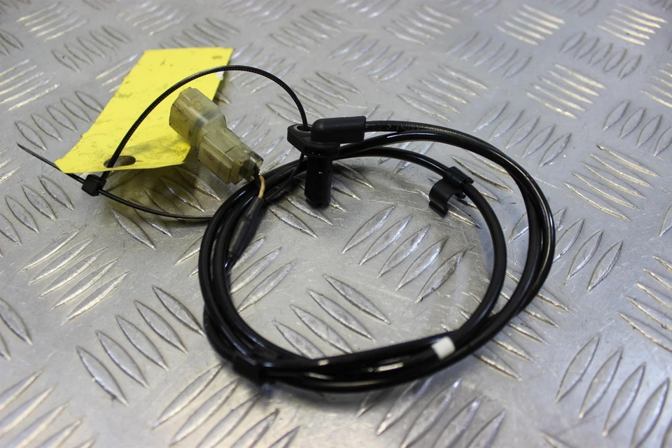 Sensor trasero ABS 2013 a 2016 B126 Triumph Daytona 675 Foto 2 de 4