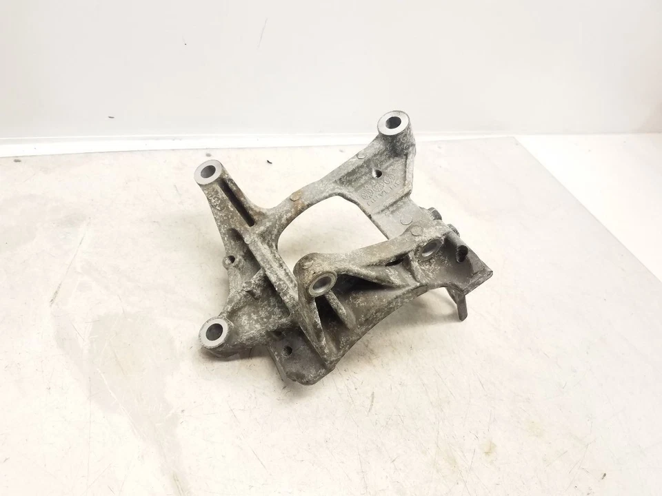 2014 Subaru Legacy Outback (2.5L / CVT) AC Compressor Bracket - Image 3 of 4